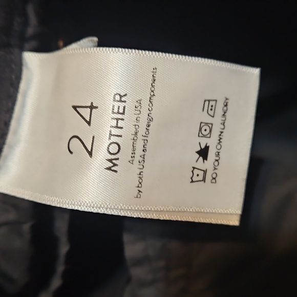 MOTHER Looker Ankle Fray Distressed Low-Rise Black Jeans - Picture 12 of 14